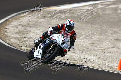 media/Sep-07-2025-CRA (Sun) [[6d6582c22b]]/Race 6/